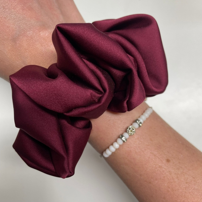 Jedwabna gumka do włosów - scrunchie - gładka bordowa - średnia/duża