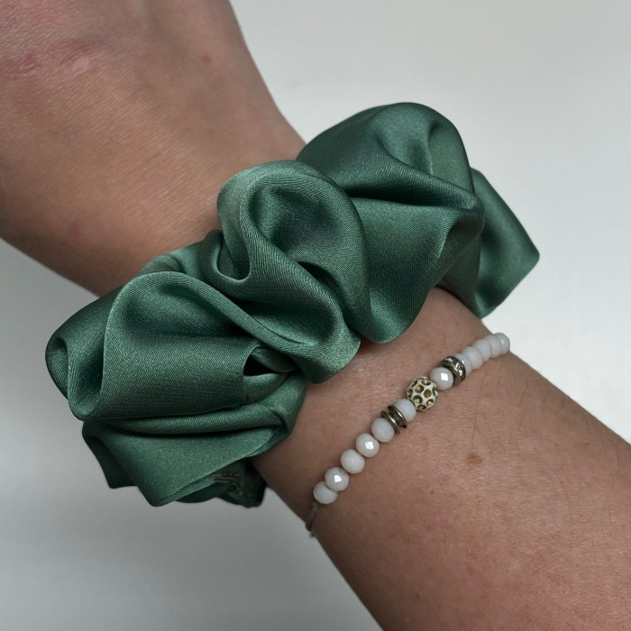 Jedwabna gumka do włosów - scrunchie - gładka szałwiowa - średnia/duża