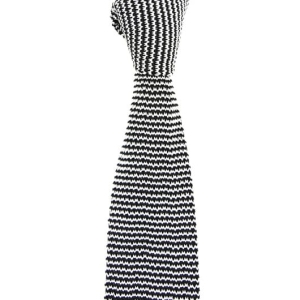Knit 113a.jpg
