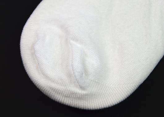 EM Men's Accessories białe skarpety stopki.jpg